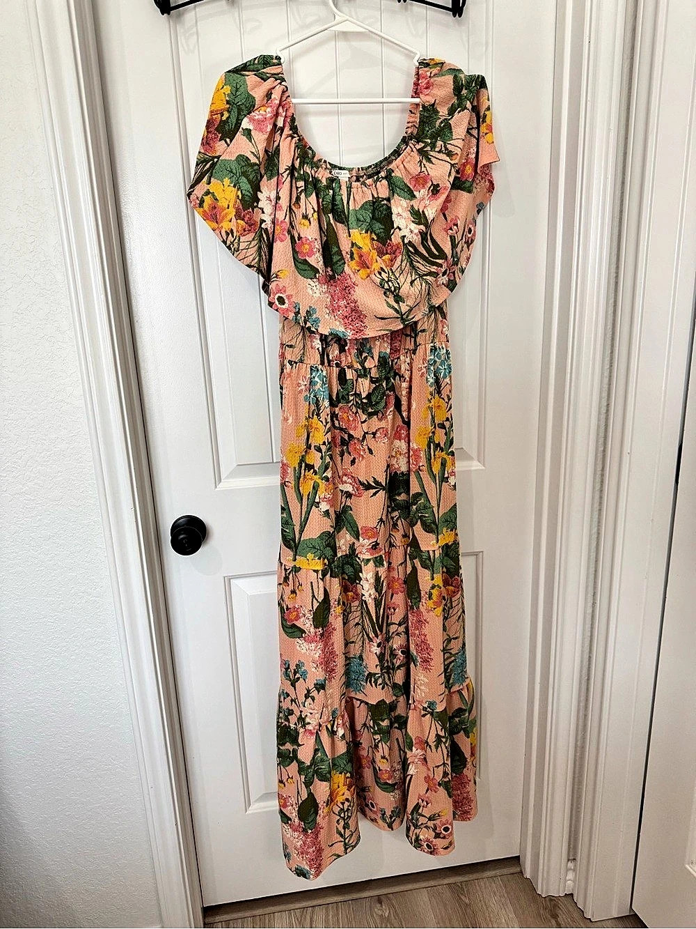 Cato Floral Maxi Dress in Pink & Green Size 14/16W Like New